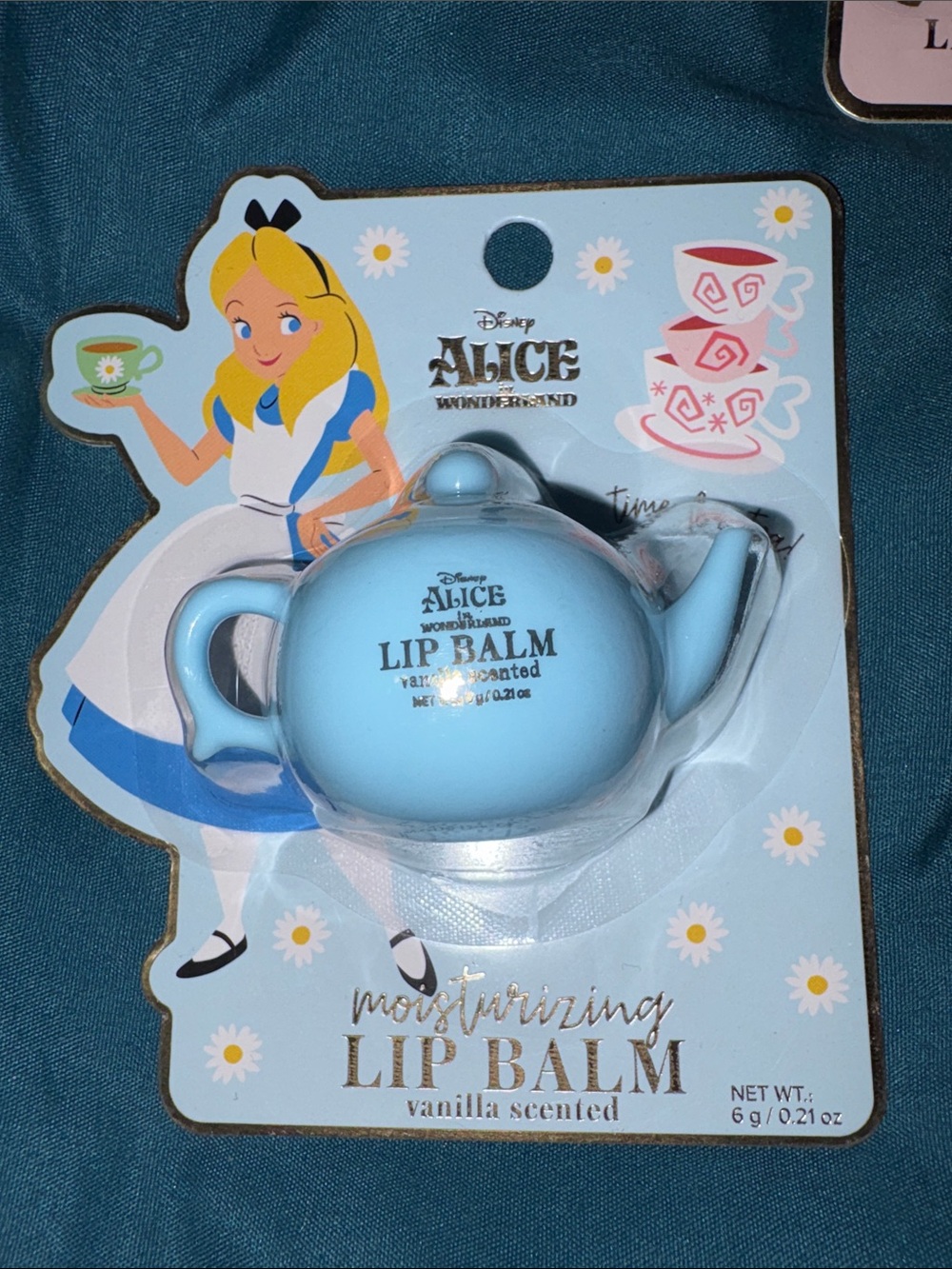3 - Disney Alice in Wonderland Lip Set - Blue Teapot, Red Heart, & Card Deck Com - Picture 2 of 8